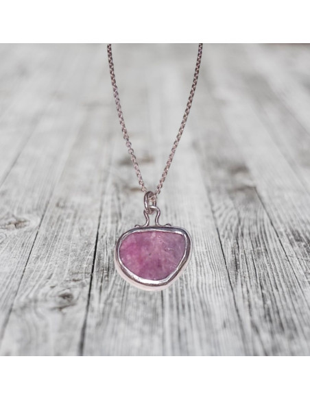 Χειροποίητο Ασημένιο Κολιέ με Φυσικό Pink Quartz